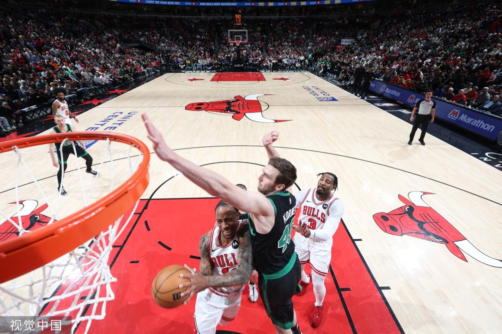 中场指挥官 中场指挥官